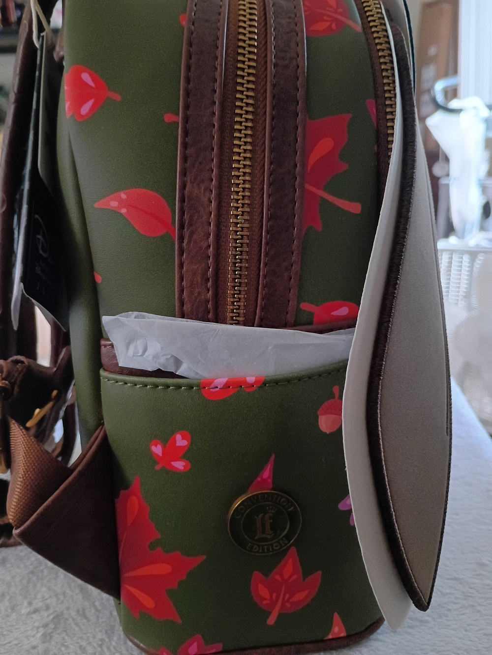 Fox And The Hound Limited Edition Loungefly BNWT - Picture 5 of 6